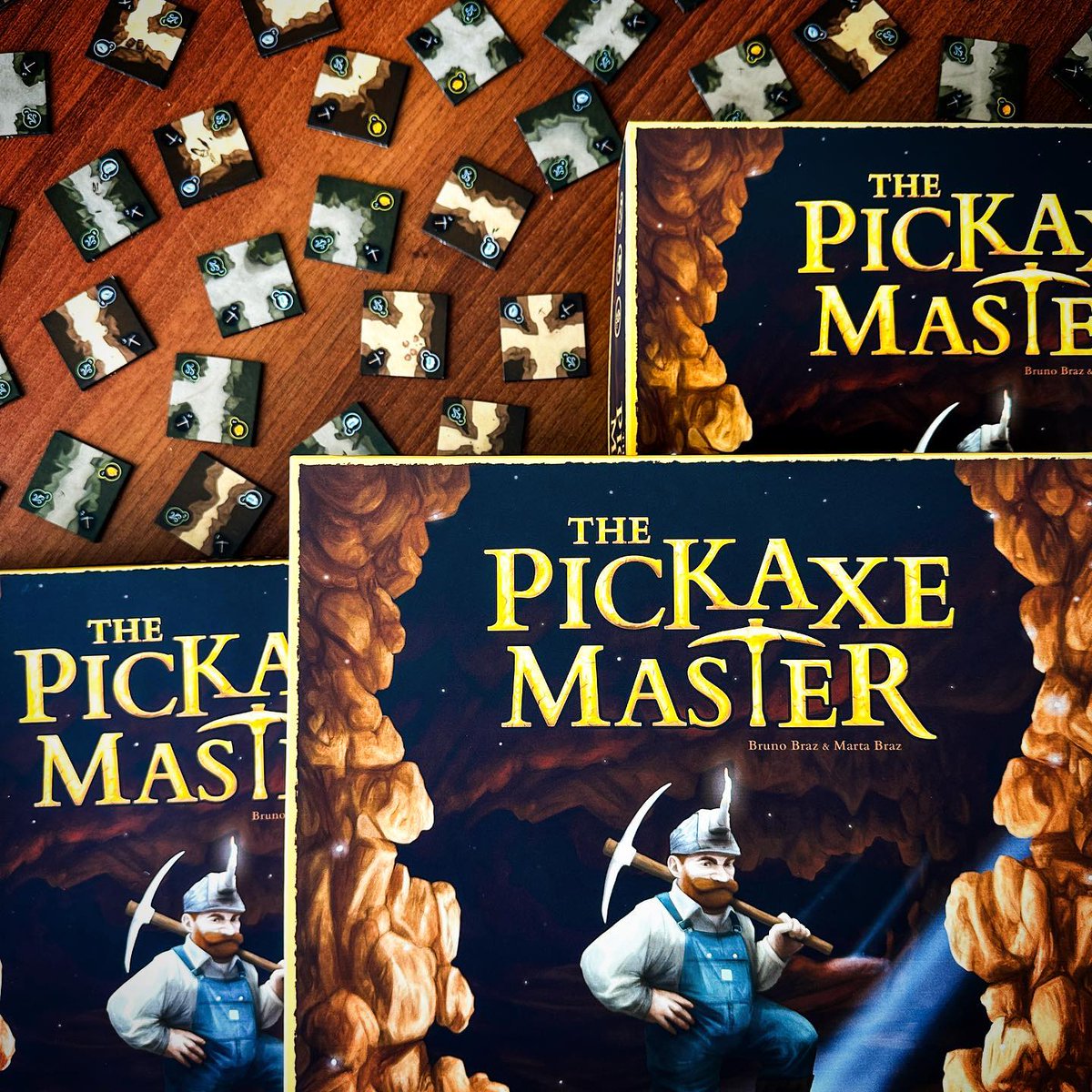 PrintPlay's tweet photo. Recently finished constructing these @Pickaxe_Master game prototypes! So many tokens!! https://t.co/yxg8TcnZgU