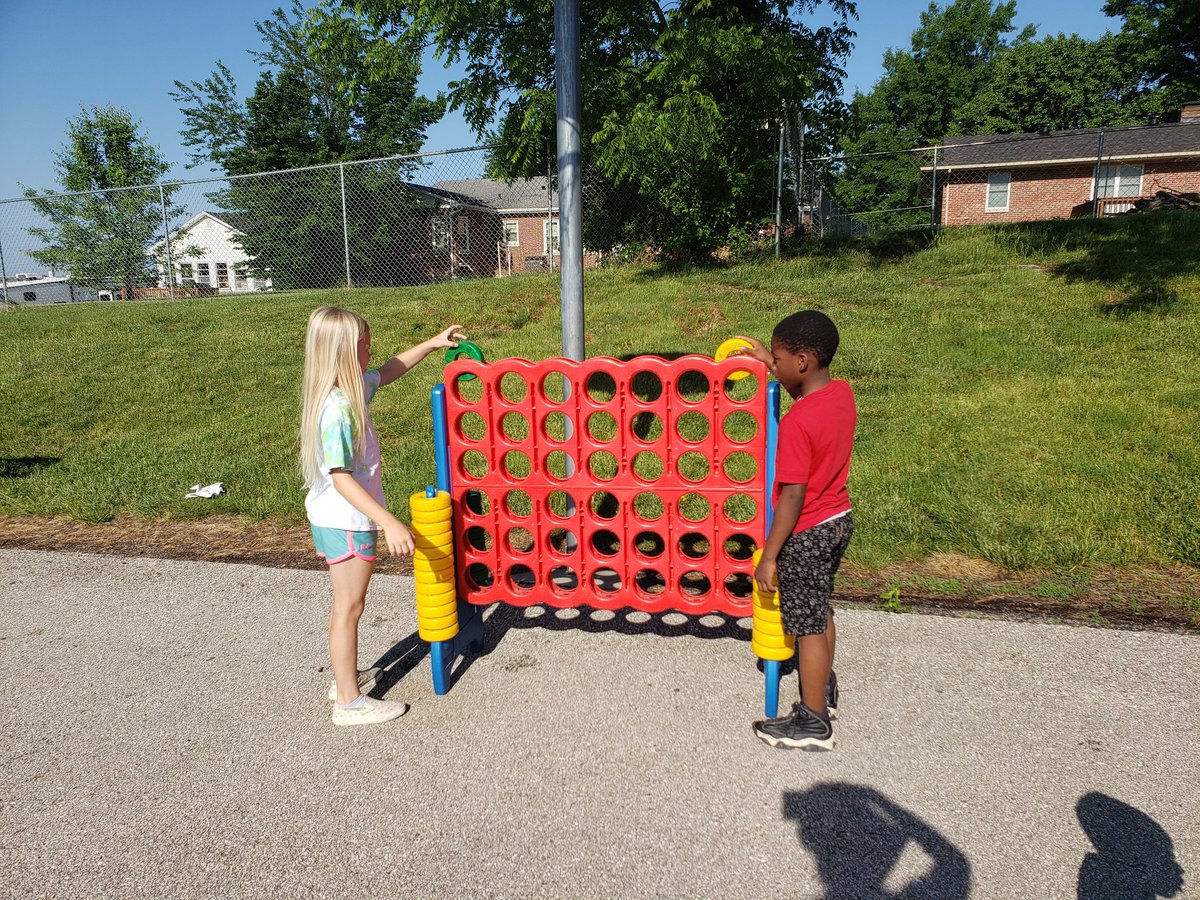Belair_Library's tweet photo. Field Day Part 1: Yard Games #jcwestelem #JCSchoolsChampions https://t.co/24dcocz54q