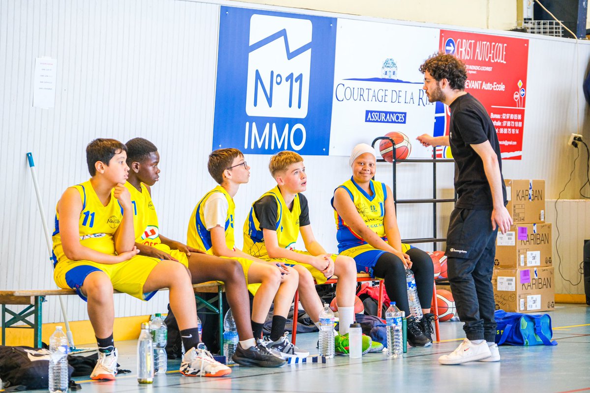 Folclobasket's tweet photo. Nos U13 sont officiellement vainqueur de la Coupe du Morbihan 2023 ! 🏆✨

C’est un honneur pour nous, nos jeunes peuvent être fier de ce qu’ils ont accomplis ce dimanche 14 mai 2023 ! ✨🗓️

À la saison prochaine pour retenter l’exploit ! 🔥

🔵🟡 𝗙.𝗢.𝗟.𝗖.𝗟.𝗢 🟡🔵

#folclo https://t.co/XUFuPBoliw