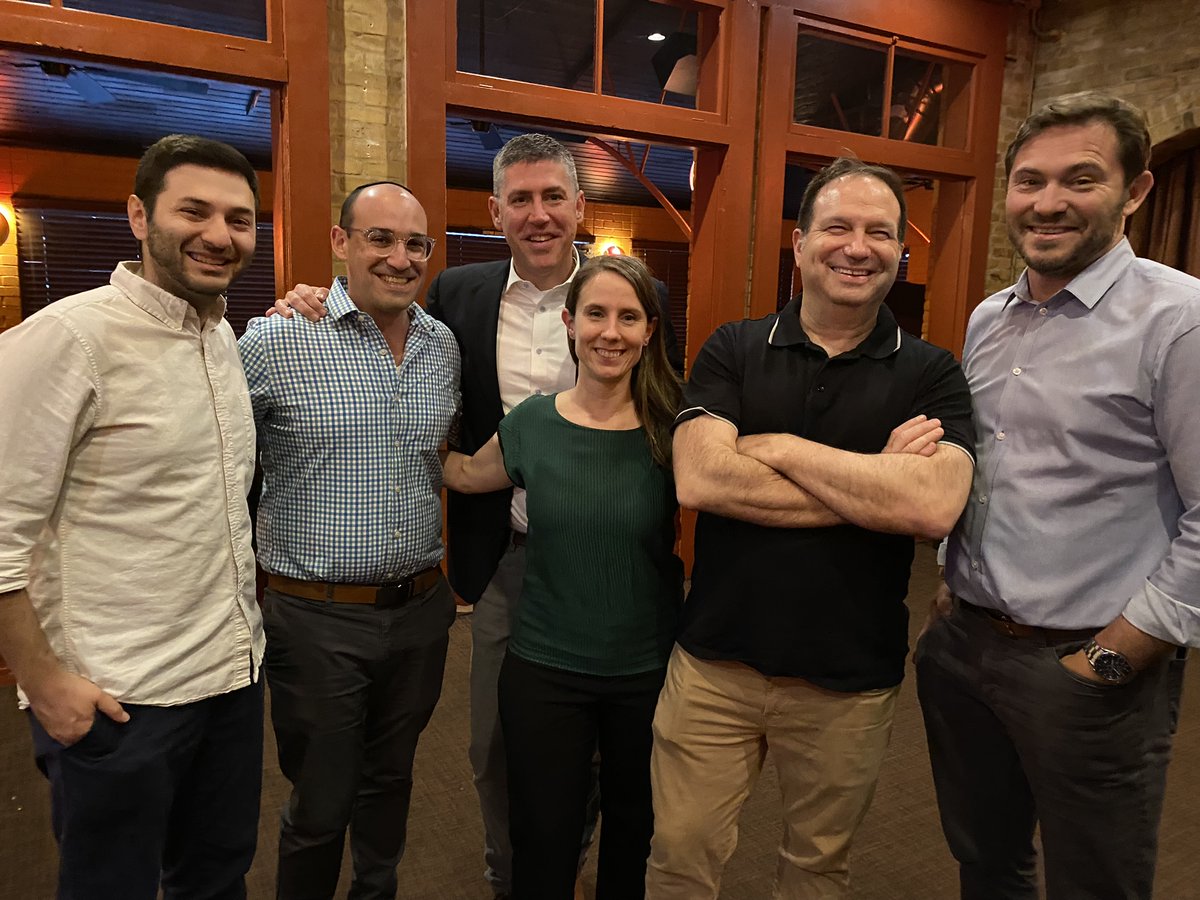 MountSinaiEM's tweet photo. Live from #SAEM23: Our Mount Sinai Emergency Department team gathered for an annual dinner and networking. https://t.co/X7seuAVW5s