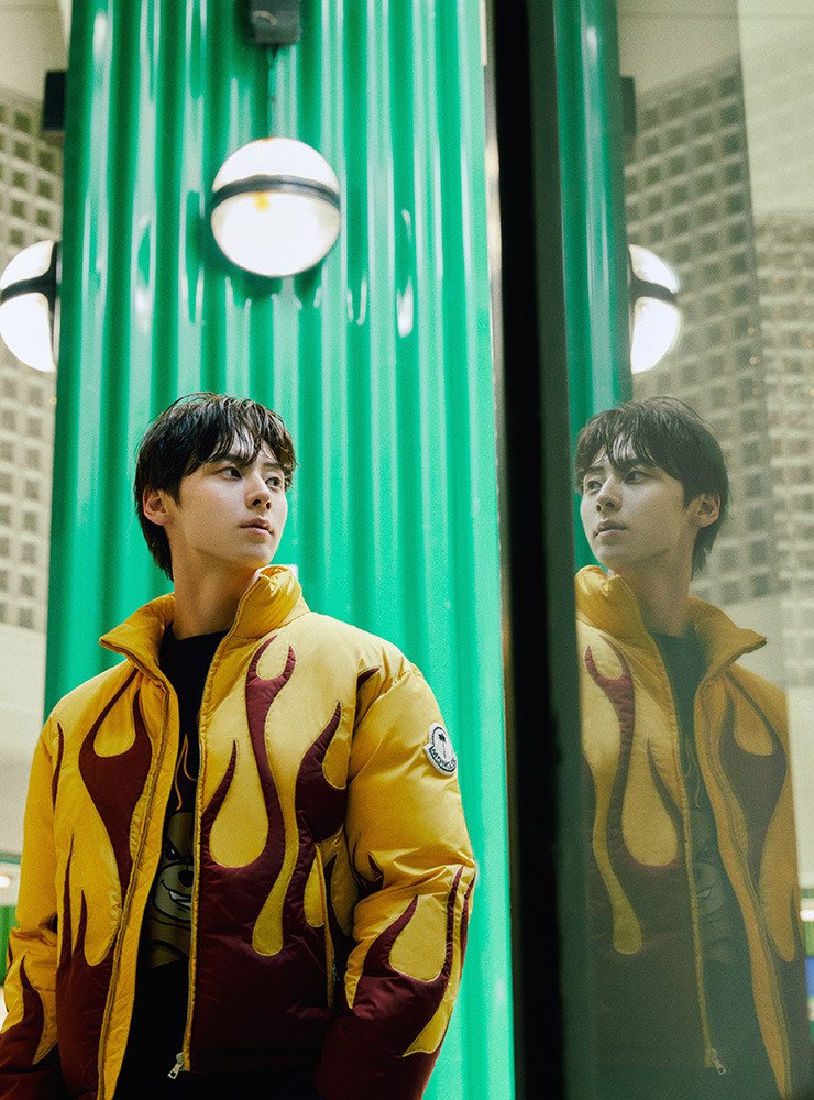 softie_scr's tweet photo. Iɴsᴛᴀɢʀᴀᴍ 

@/stay_with_hunter

    “Now the ambassador of the brand Moncler” 
♡...k        ✎...k https://t.co/sV9APHOhjq