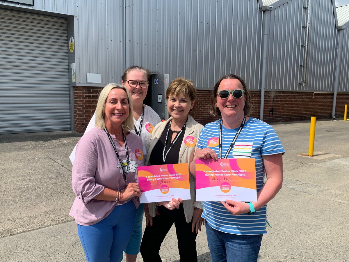 tfn_kathleen's tweet photo. @fosteringnet staff in Northern Ireland join staff from @KindercareNI to #fosterwalk for #FCF23 in the sun! https://t.co/rsCel1vibs