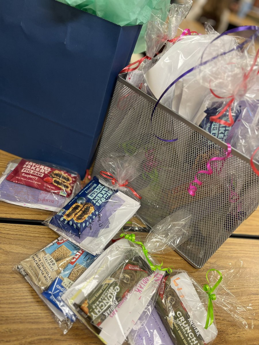 MrsAzbellFACS's tweet photo. Food for life making goodie bags for elders at celebration village. Students made brain games, quotes, and provided a healthy snack. https://t.co/rjDx04gSwW