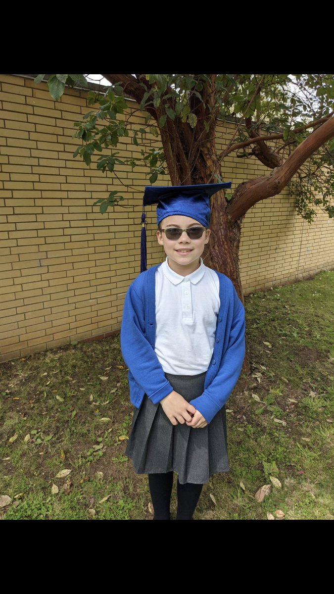 Proud dad moment, when your daughter graduates at Oxford University for Brilliant Club 😁🌟