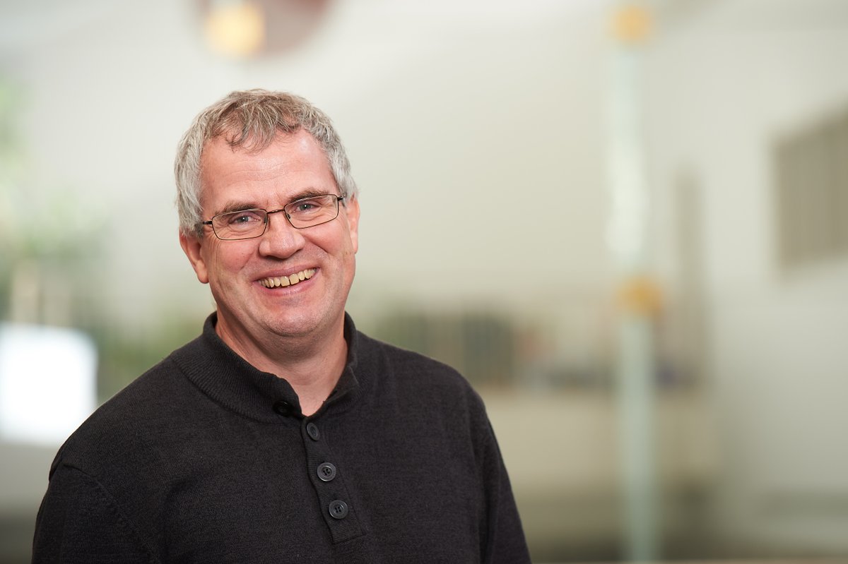 asperschool's tweet photo. A passionate advocate for social and ecological sustainability in business, Bruno Dyck is the 2023 recipient of the prestigious Saunderson Award for Excellence in Teaching. Congratulations, Bruno 👏!

@SustainableUofM @umanitoba @um_research #iHeartAsper 

https://t.co/hiK4cBvlUe https://t.co/GM83rHy6FY