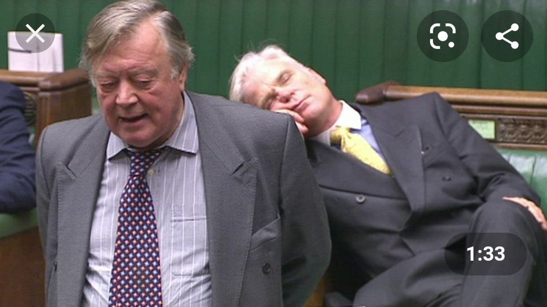 BrexitBuster's tweet photo. @g_gosden Dodgy Desmond Swayne (pronounced Swyne) MP is one of those dense Tory fruitcakes that, if he didn’t exist, would be invented as a comic parody of a politician. Unfortunately, we - the taxpayers - are paying this buffoon £86,584 pa + expenses to perform. 😡
#DesmondSwayne #GTTO https://t.co/FU1RecwYuE