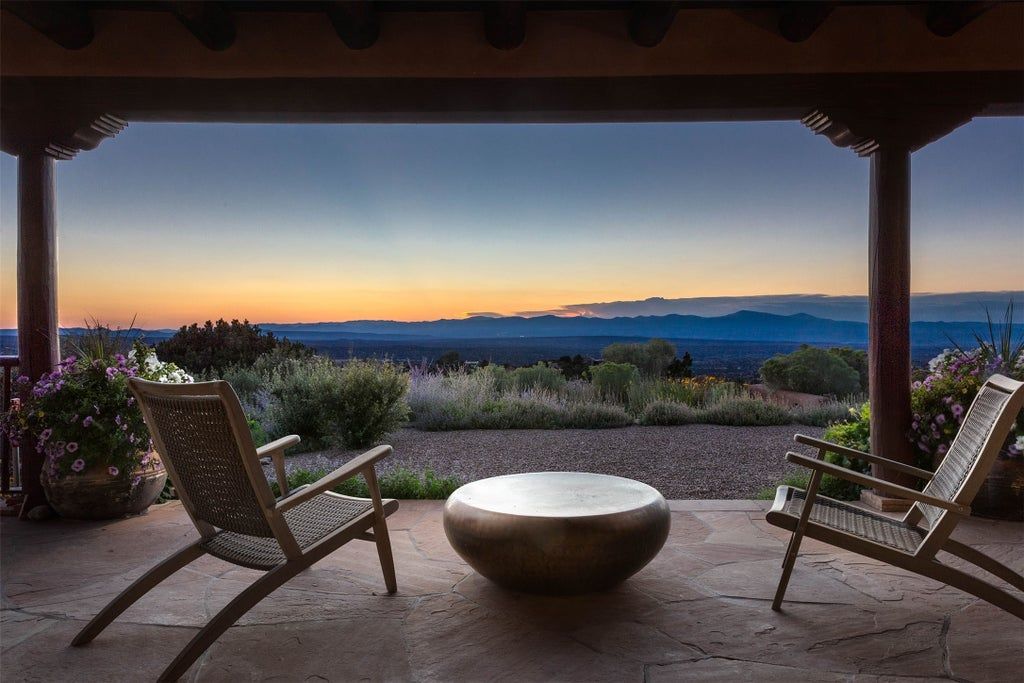LuxuryPortfolio's tweet photo. This 25-acre luxury #equestriancompound offered by LPI @sfeproperties comes with endless unobstructed 360 views located in #Tesuque foothills, nestled against National Forest. View the full listing → https://t.co/5CAhEylJAR #LuxuryPortfolio #LuxuryRealEstate #ArizonaRealEstate https://t.co/g16tQLWrgF