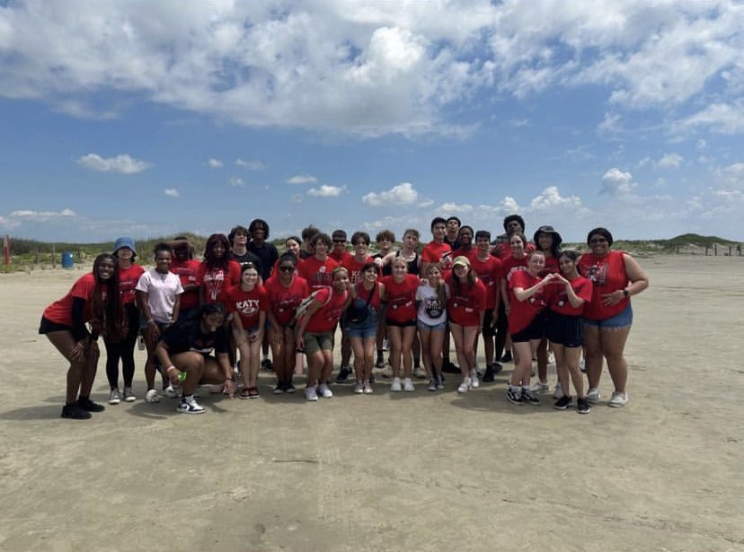 Had a great time picking up trash and helping out the community!!!! <a href="/KatyHighSchool/">Katy High School</a> <a href="/Katyfootball/">Katy Football</a>
