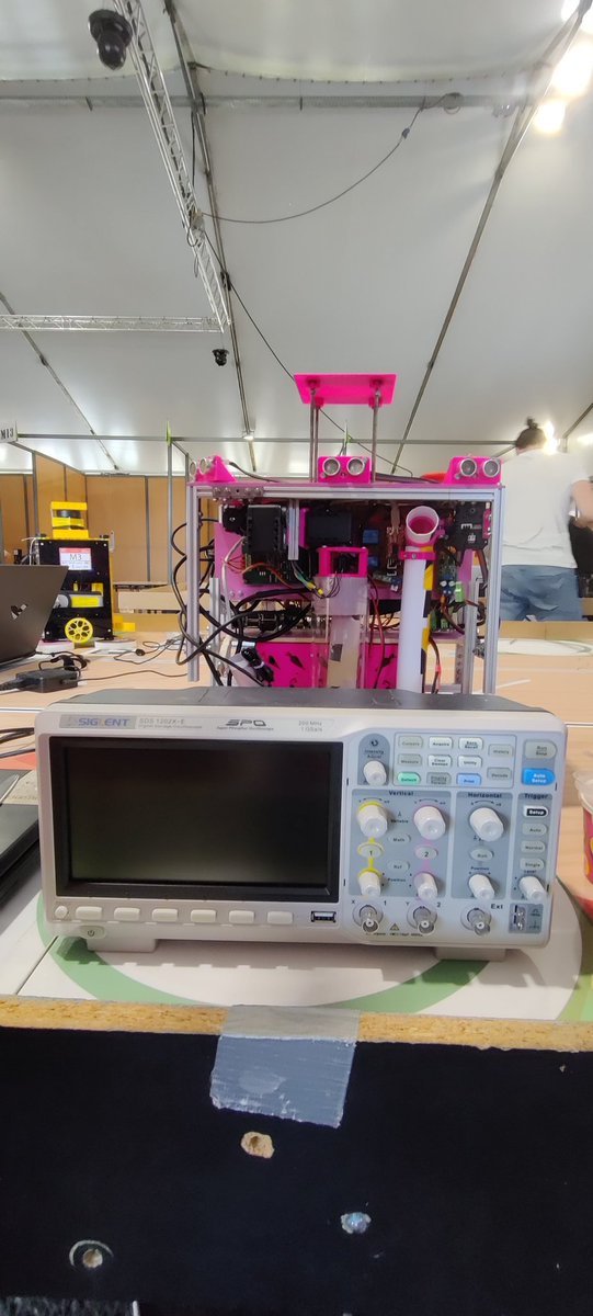 ESIALRobotik's tweet image. Debug en cours ! Nos codeurs sont capricieux...

#CDR2023