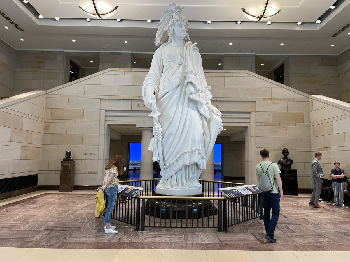 KomilBuranov's tweet photo. United States Capitol
#WashingtonDCTrip https://t.co/fdw2uFkIvB