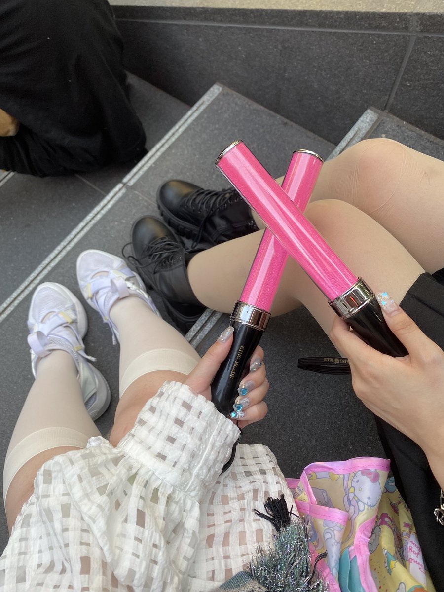 iD20224's tweet photo. #歌舞伎町大森靖子祭
@oomoriseiko 
愛してます🪽🪽 https://t.co/WjVlNMoerj