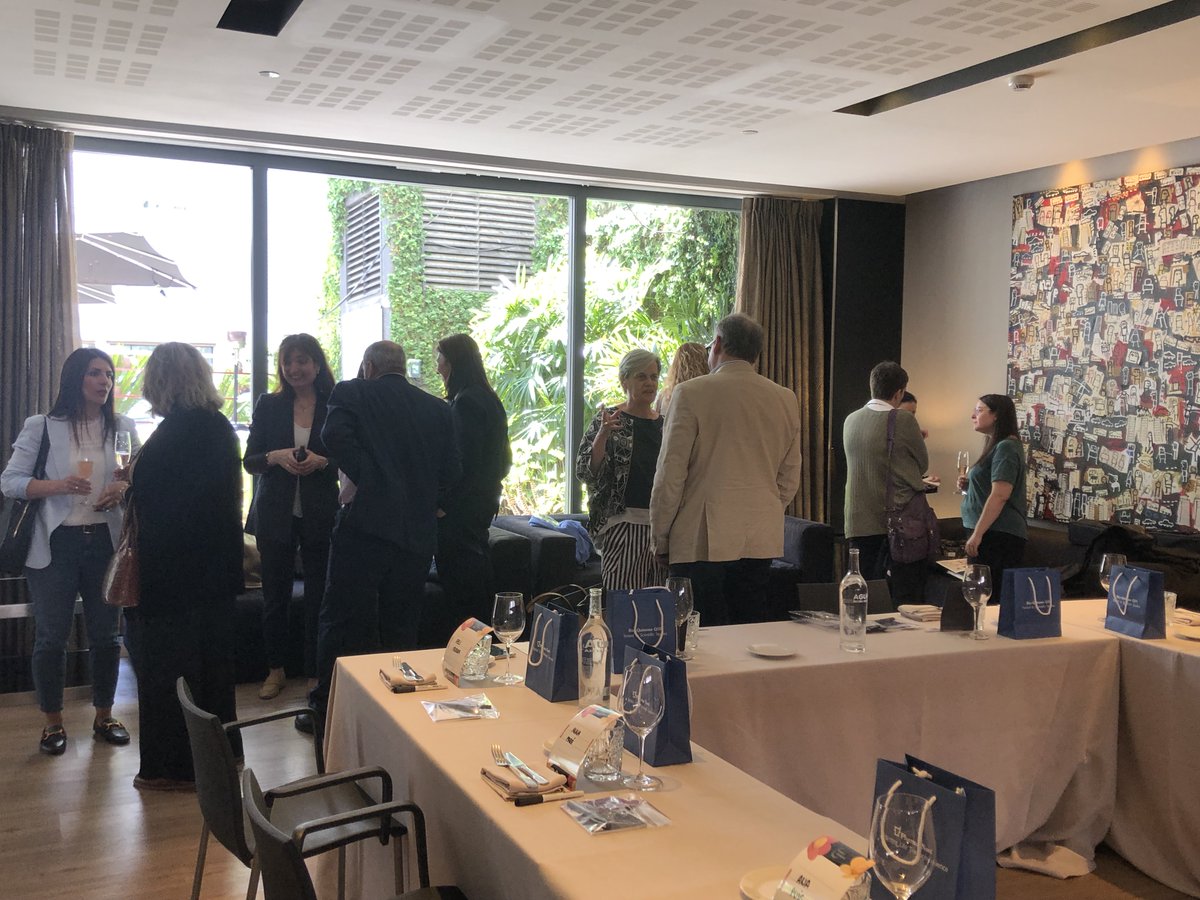Women Evolution (@womenbcn) on Twitter photo 👍⭐Y como siempre nuestro espumoso preferido para #WeBrunch #Mistinguett de <a href="/Vallformosa/">Vallformosa</a>, ideal para compartir momentos emocionantes y de #networking entre mujeres y hombres del ámbito empresarial en #Barcelona #ceos #directivas #emprendedoras #mujerprofesional #empresarias 👍⭐Y como siempre nuestro espumoso preferido para #WeBrunch #Mistinguett de <a href="/Vallformosa/">Vallformosa</a>, ideal para compartir momentos emocionantes y de #networking entre mujeres y hombres del ámbito empresarial en #Barcelona #ceos #directivas #emprendedoras #mujerprofesional #empresarias