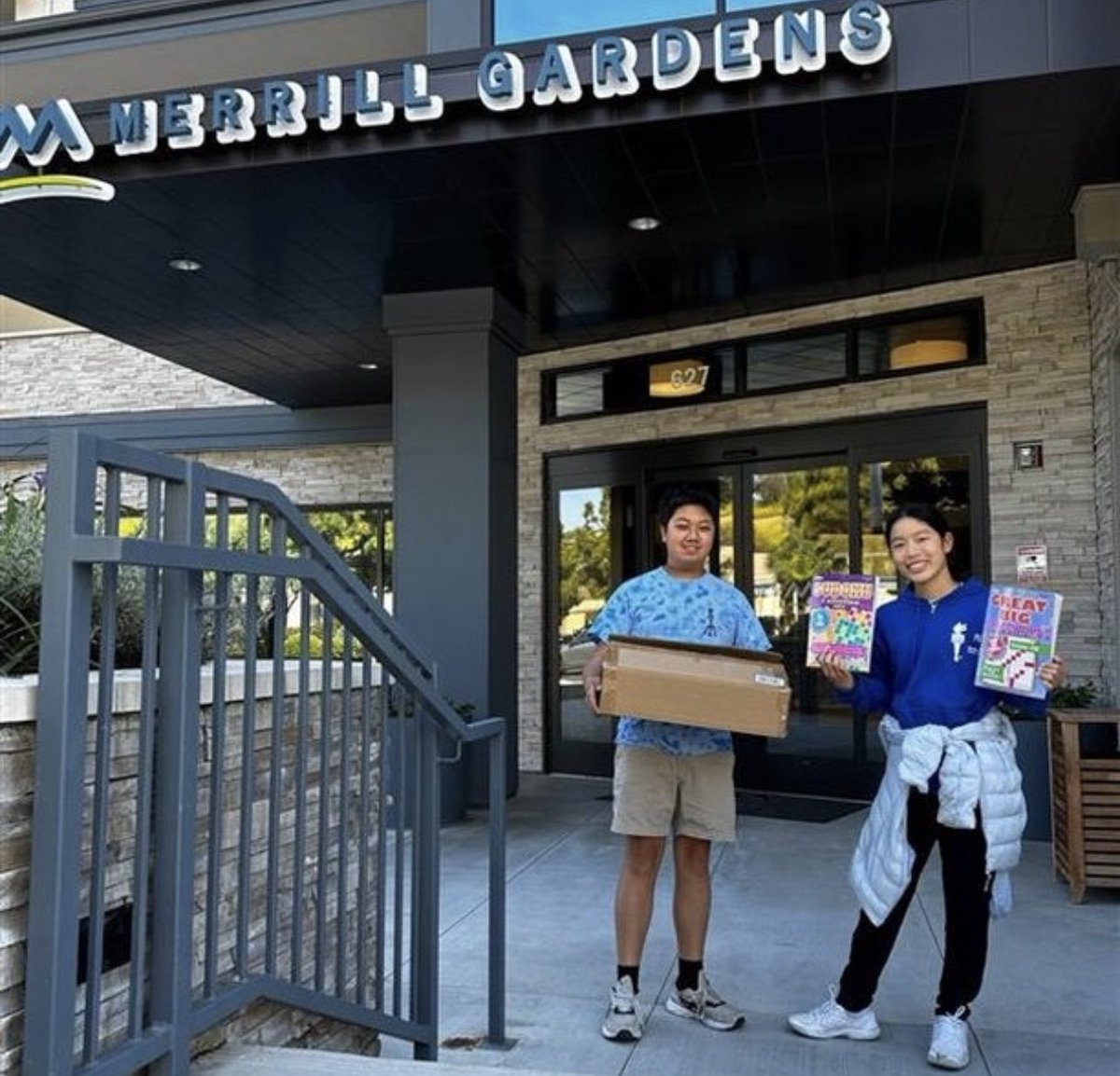 Principal_PVIS's tweet photo. Congrats to the @pvis_seakings NJHS wrote their own @YouthServiceAmerica and @HersheyCompangrant
grants to purchase games and activities to share with local senior communities. We are very proud of our school's NJHS team
#njhs #HeartwarmingProject #nationaljuniorhonorsociety https://t.co/4cS2MHP1mI