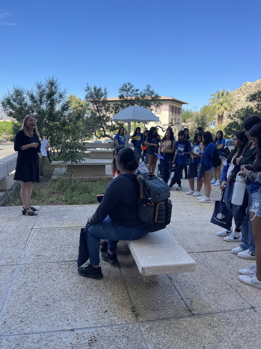 Corina Favela tweet media