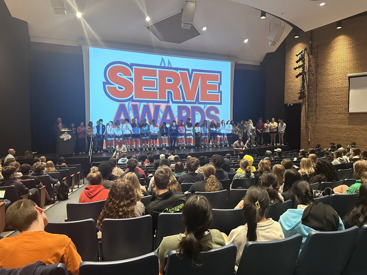 NNactivities's tweet photo. Congratulations to our Juniors and Sophomores who were honored this week for exhibiting their class word at a high level! #DrivenToExplore #DrivenToServe https://t.co/NmruwapIIh