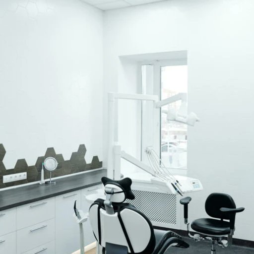 Wall Glamour® tweet media