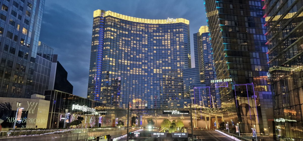 CraigLangman's tweet photo. Wow, is all I can say, what an amazing time @ChrisACUTEC and I are having in Las Vegas. #IngramMicroGCIS23 #LasVegas https://t.co/hgXzxZfbjn