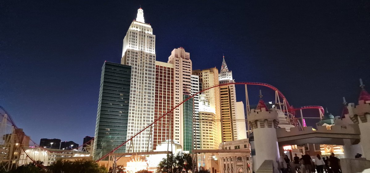 CraigLangman's tweet photo. Wow, is all I can say, what an amazing time @ChrisACUTEC and I are having in Las Vegas. #IngramMicroGCIS23 #LasVegas https://t.co/hgXzxZfbjn