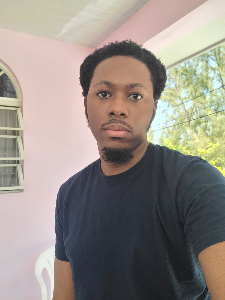 Wavryda's tweet photo. in my feelings after a fresh cut 😎😎😎 https://t.co/mBbt3ZAwGs