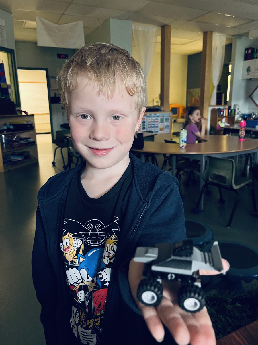 BCEMorrisEFI's tweet photo. So proud of his Lego vehicle 💙 https://t.co/roxAFoH56D