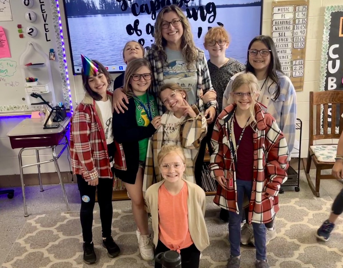 MissHeringD68's tweet photo. S is for #SwitchDay ! Students dress as teachers, teachers dress as students. Love to see the mini Miss Hering’s for the day.😂💚 @GoodrichSchool #grway https://t.co/xTMnoD9ZQ6