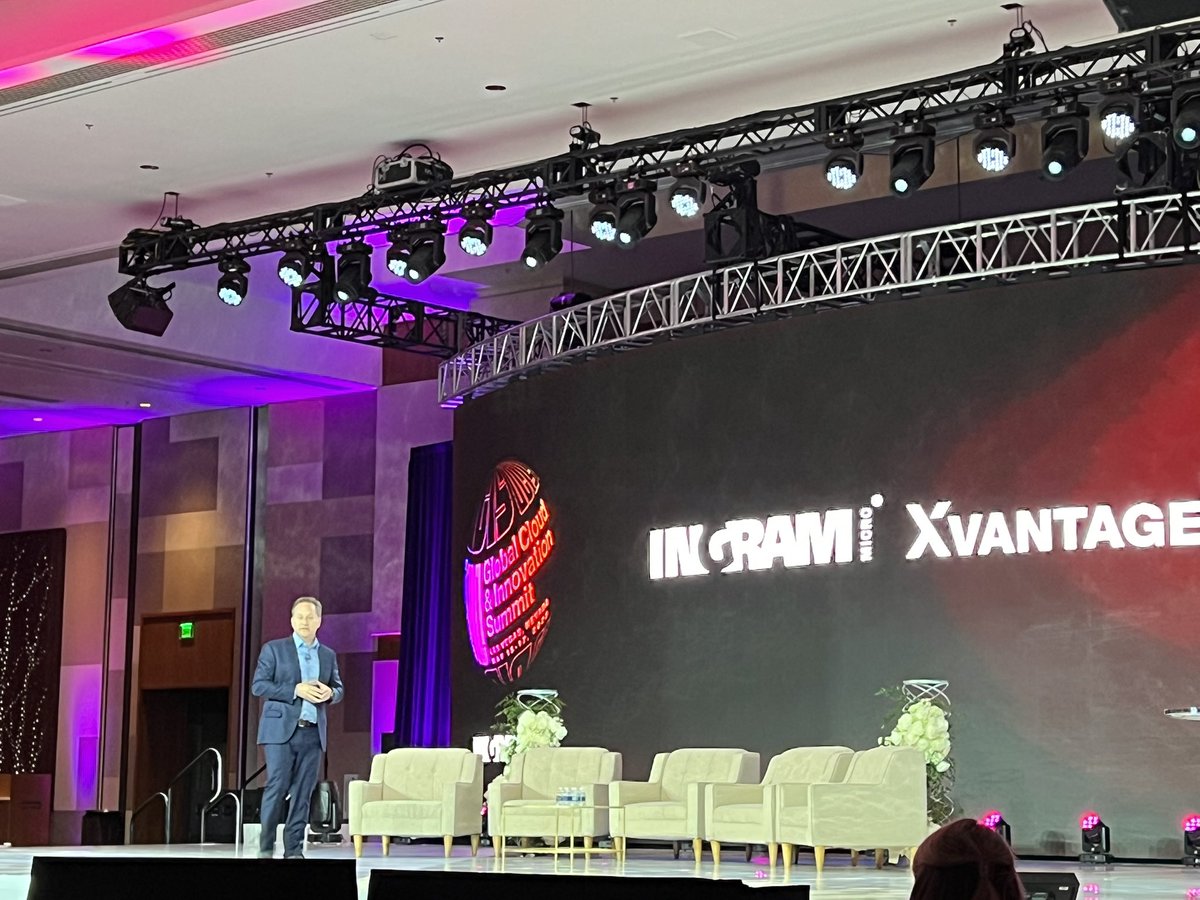 fgannio's tweet image. Selling Solutions and Services matters 👉xvantage platform -  Víctor Báez #IMGCIS23 #IngramMicroGCIS23 #IngramMicro