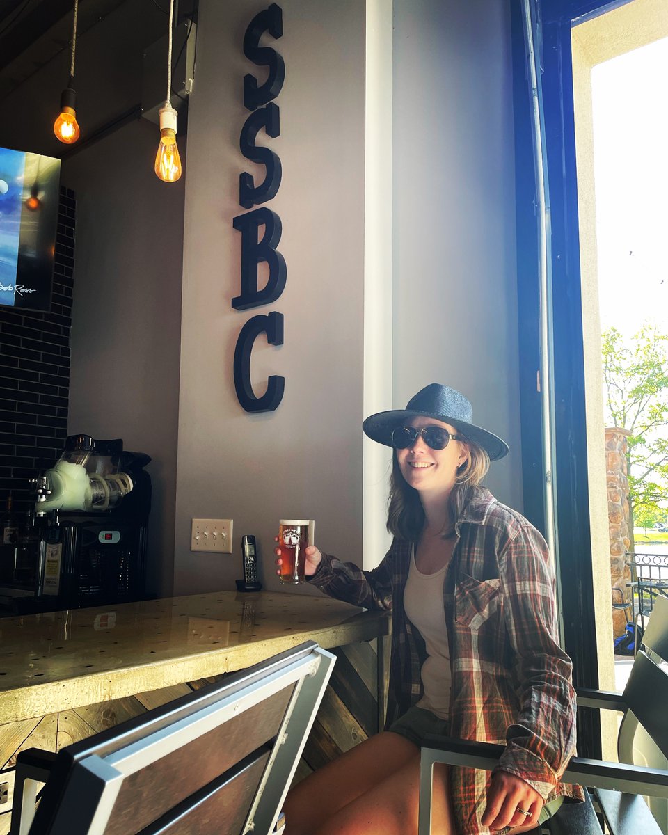 SpiresSocial's tweet photo. 𝘝𝘐𝘉𝘌 𝘊𝘏𝘌𝘊𝘒 😎
#wednesday #hereforthebeer #happyhour #beerstyle #beerstagram #beerinspires #ohiobeer #drinklocal #americancraftbeerweek https://t.co/BCQRbtDtf6