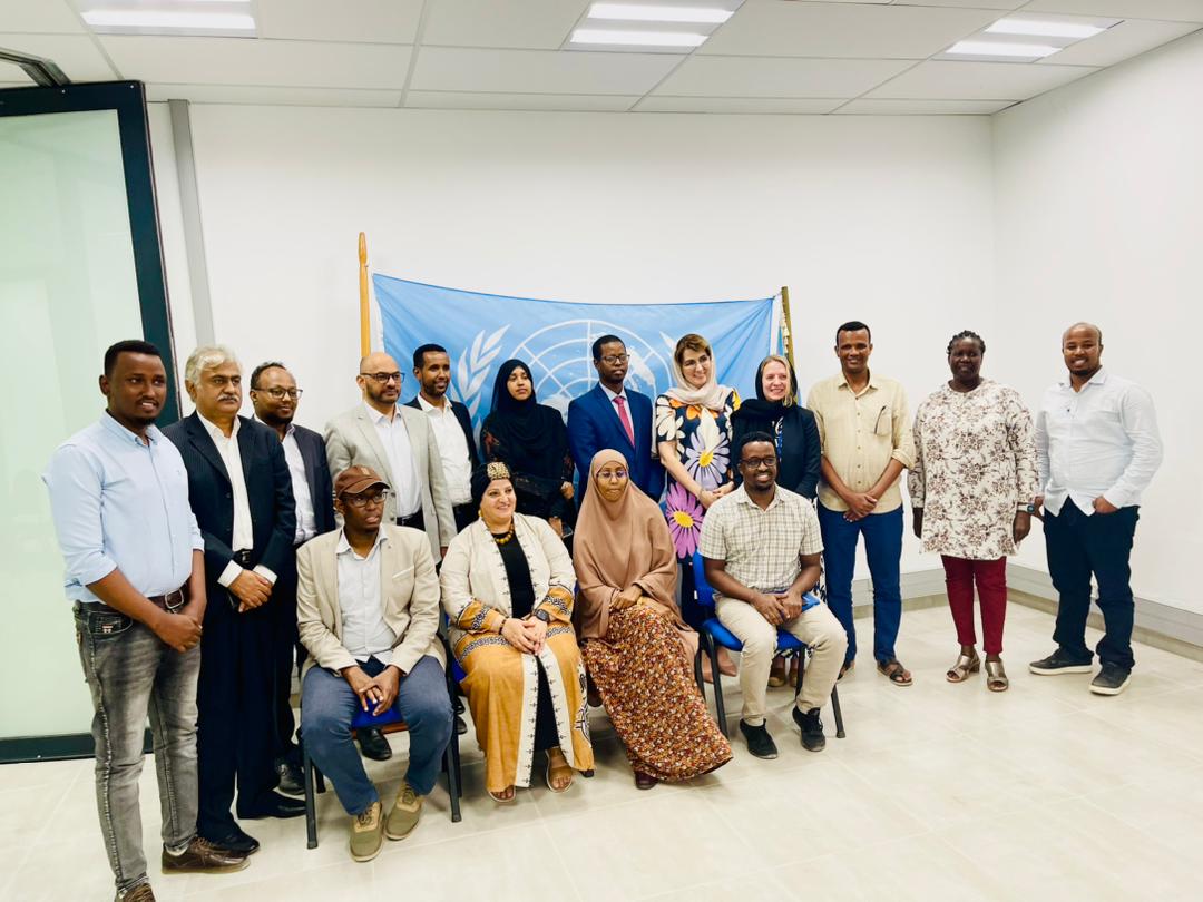 AidarusMHassan's tweet image. Just had the honor of co-chairing the UNDP/Somali LPAC meeting for the SOOMAALIYA LOO DHAN YAHAY project. Excited to be part of a multiyear effort towards an inclusive Somalia #MOIFAR #UNDP #Somalia #InclusiveSomalia