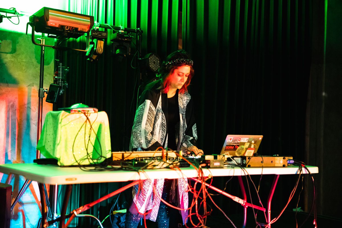 ✨ Loved rocking UNSIN Fest '23! ✨

We dived into Miami's vibrant cultural scene at Oasis, Wynwood on May 13th. 

Being part of an exclusive lineup of 15 talented emerging artists was electrifying.

Thank you very much Miami! ☀️🌴😎

#LoveMyRobot #UNSIN23 #Miami #MusicFest #AI