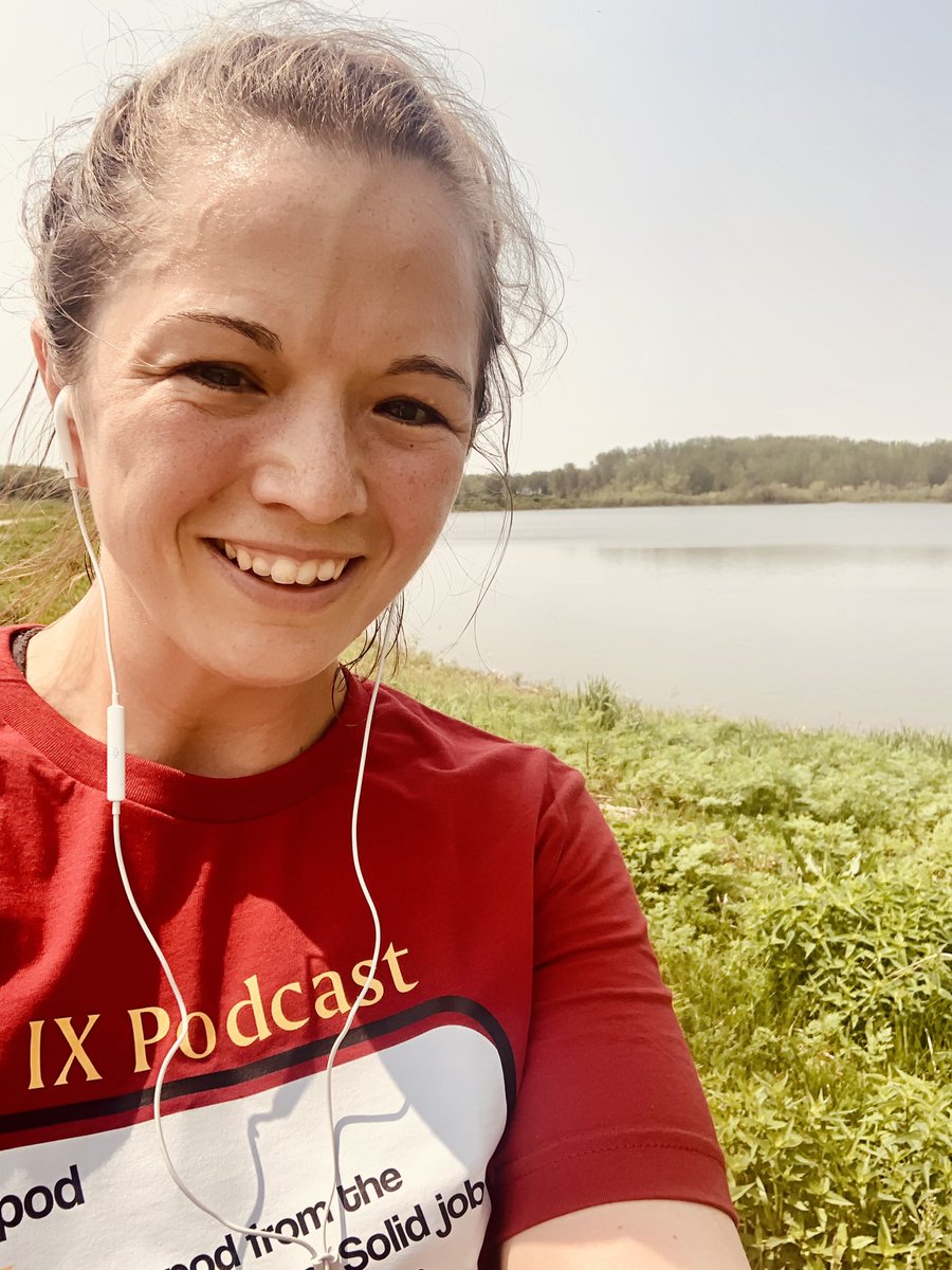 JulieH80365767's tweet image. Listen to @TitleIXPod while sporting their awesome new shirt on my lunch run. Check❤️💛!!