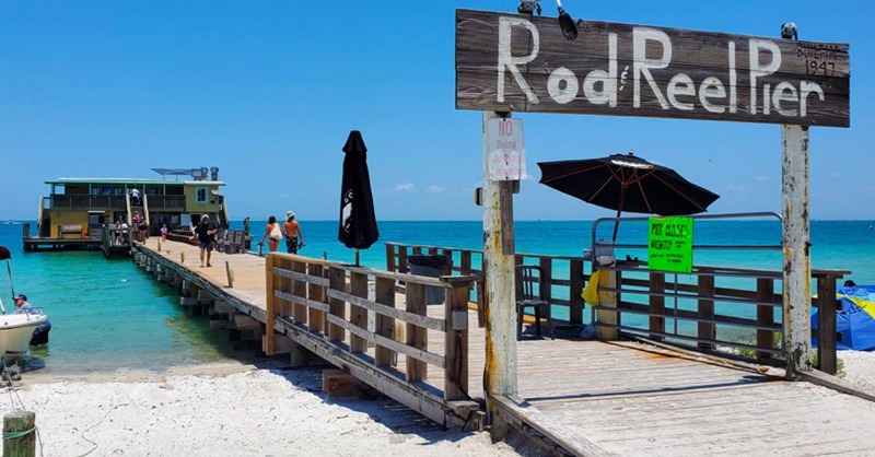 TheIdentityTB's tweet photo. 🌊 Woody's Waterfront, Rod N’ Reel Pier and other shade havens come a long day at the beach.