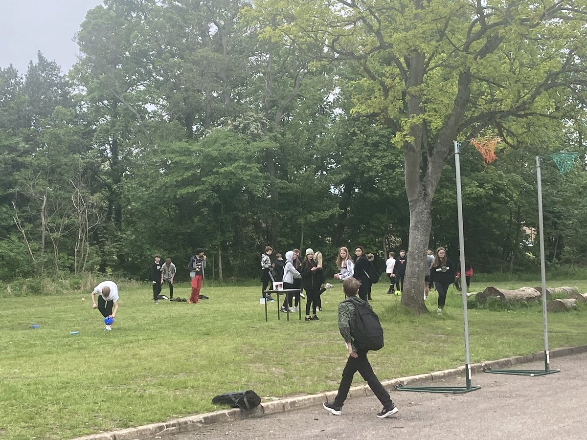 rossjagger1989's tweet photo. @forresacademy1 S1 pupils completed their John Muir Award today as part of the Enrichment Days and finished the day with their Carnival (organised by our S3 Leaders).
Sun was shining ☀️ , lots of games to have a go at and lots of laughter.
It’s #theforresway https://t.co/XSkEiCqIoF
