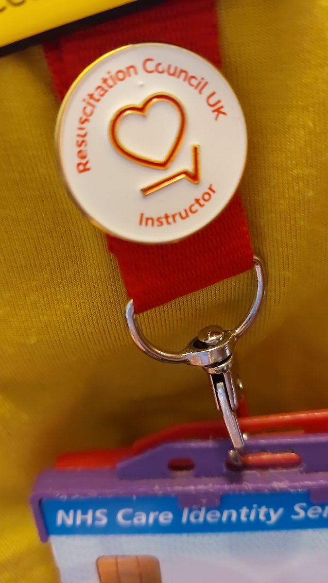 WHH_ACT's tweet image. Another fantastic complement of candidates at AIM training @WHHNHS .  Nurses, are you up to date with AIM training?  If not, book on now and come spend the day fine-tuning your skills caring for #DeterioratingPatients #AIM #recognisingDeterioration