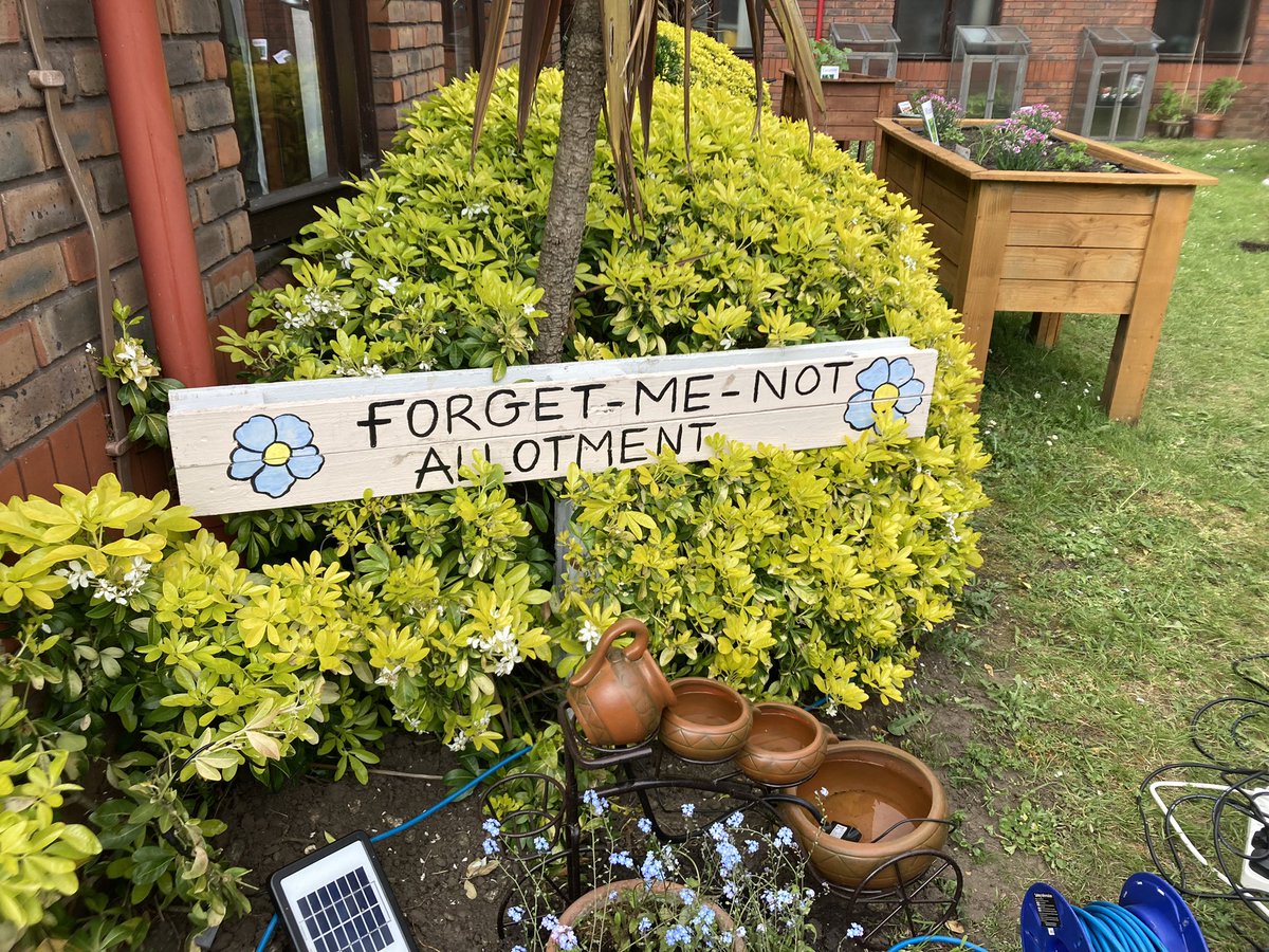 Artsincarehomes's tweet photo. How can you take arts &amp; creativity into #EveryCorner of your care settings? Think about transforming an unused area into a space for the whole community?

Went to the opening of #ApplebyHouse allotment today -  potting, pruning, nurturing, connecting and being in nature. https://t.co/MhTawF91vt