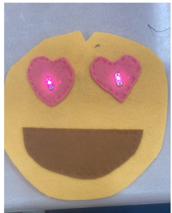 Maddy_G_Franco's tweet image. Future Crafters of Whitney Young HS, the  E-Textile Curriculum. Fabricating &amp;amp; Programming. Love the Creativity. #STEM #ILEARNCS #APCSP #WYoungHS
@CSForIL
@ECCECPS
@wyhs
@CSforAllTchrs
@cs4allcps
@exploringcs
@ChiPubSchools