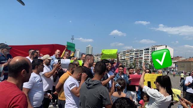 Adaylara AffıSoruyoruz
<a href="/RTErdogan/">Recep Tayyip Erdoğan</a> <a href="/kilicdarogluk/">Kemal Kılıçdaroğlu</a>

yükümüz ağır piskolojik baskıdır yaşadığımız ne olur empati yapın Af istiyoruz