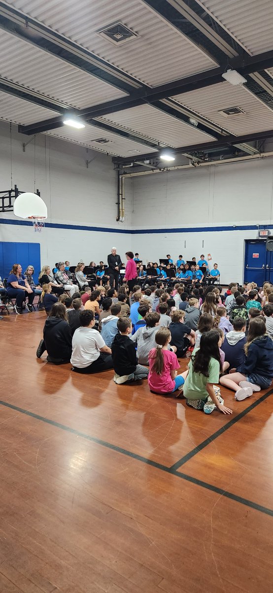 Getting ready for our concert! Dress rehearsal was a huge success! <a href="/NASHUASCHOOLS/">NashuaSchools</a> #onenashua #nsd42