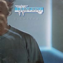 ds_Ernst's tweet photo. Mijn favoriete band: #Flare / #Wingerd met 'Gebonden aan je bandeloos bestaan' en 'Gewoon vrienden' en 'Nergens aan voorbij' als mijn absolute toppers. Spreekbeurt Nederlands VWO 5 of 6. LP 'Dichterbij' gekregen van broerlief @amleeftink https://t.co/rU1q3h2QSs https://t.co/sv3uuub86g