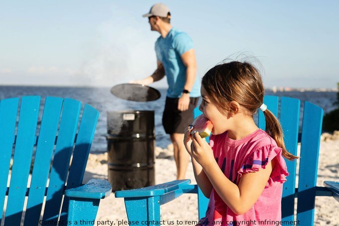 MD0936546270327's tweet image. Get ready for #MemorialDay and #bbqseason by stocking up on your favorite outdoor cooking essentials! Check out the #pitbarrelcooker and enjoy some delicious BBQ. #pitbarrel #bbqlife #outdoorcooking #cookoutdoors #BBQ&amp;amp;grill
