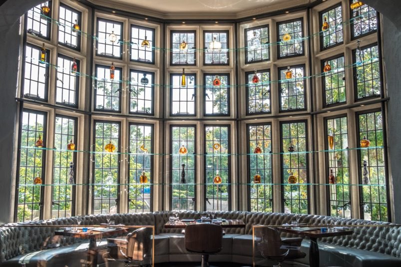 Step into a fine dining experience 

bluebloodsteakhouse.com
.
.
.
#blueblood #steakhouse #finedining #casaloma #toronto #torontorestaurant #wine #yyzeats #may #spring #viewsfromthe6