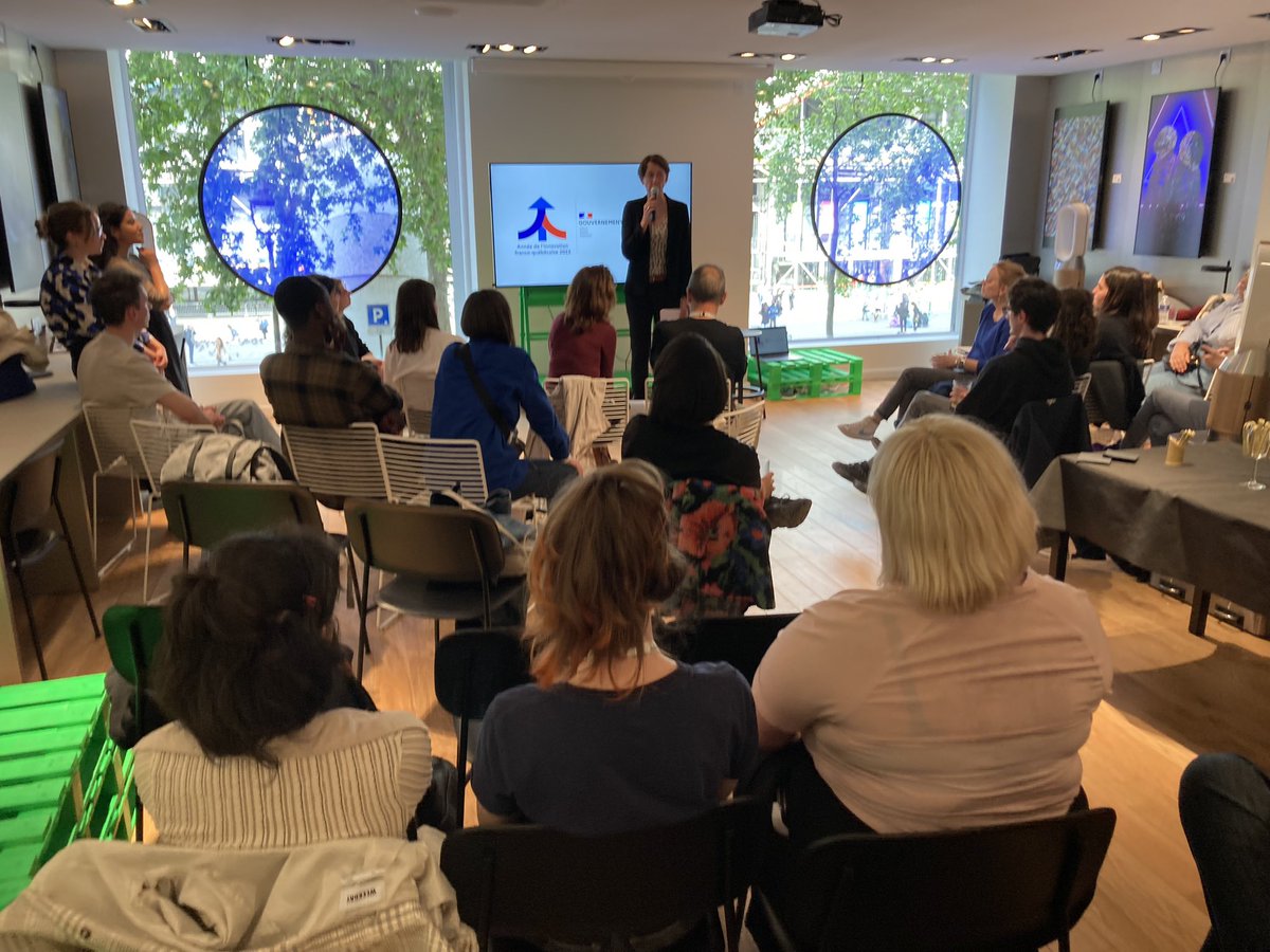 ofqj_france's tweet photo. Les membres de la délégation #frqc au Symposium international de la création numérique #ISEA2023 sont rassemblés pour un moment d’échange et de présentation de leurs projets.
Cette délégation fait partie de la programmation spéciale du 55e anniversaire #OFQJ55 & #AIFQ https://t.co/94IOBrr7gf