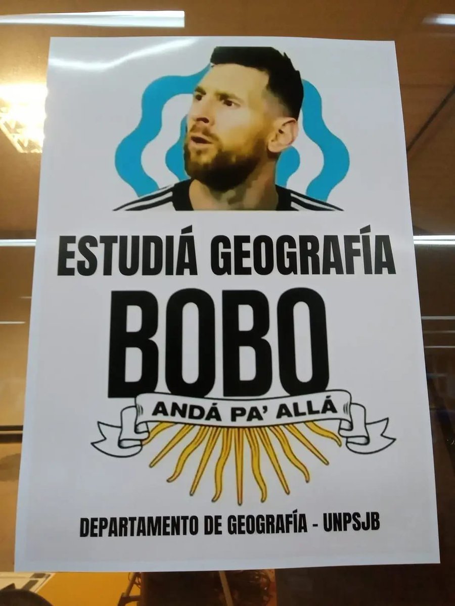Galactero's tweet photo. 🌐👇🏻 #geomeme que me llega desde el otro lado del
charco 👇🏻🌐 CC @colegeografos @GeografosAragon @Geografia_UZ @andalgeos @GeoCanarias @geografoscv @GeografosMadrid @geografosmurcia @AGE_Oficial @IGNSpain https://t.co/kM2WLvrXg0