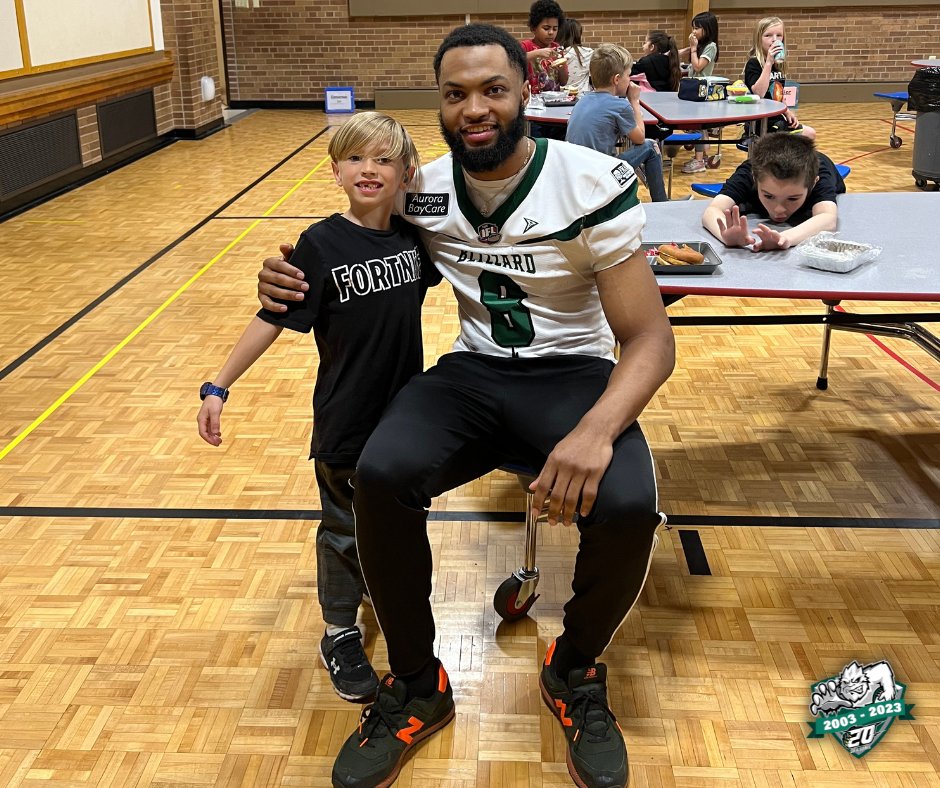 gbblizzard's tweet photo. Thank you Beaumont Elementary School for letting Max, Mike, Marquise, and Raheem visit your students for lunch and recess! Fun was had by all 😄 #GoBlizz #GetBlizzy #GBB #20Seasons
@MaxMeylor @NotGeeezy_ @M_Irvin8 @heemharv_7 https://t.co/vRvriaO0Jw