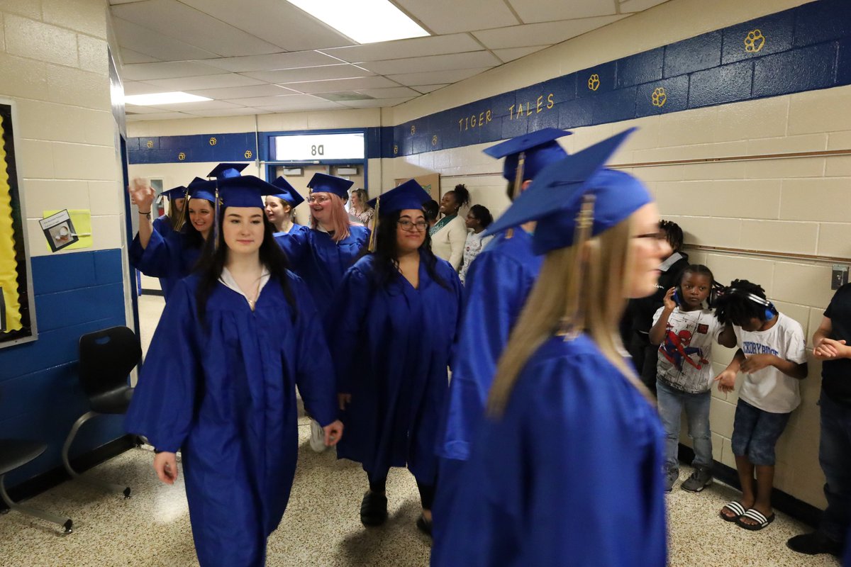 MPHS_Tigers's tweet photo. 2023 Senior Walk at Mt. Pleasant Elementary https://t.co/SuBediqkJp