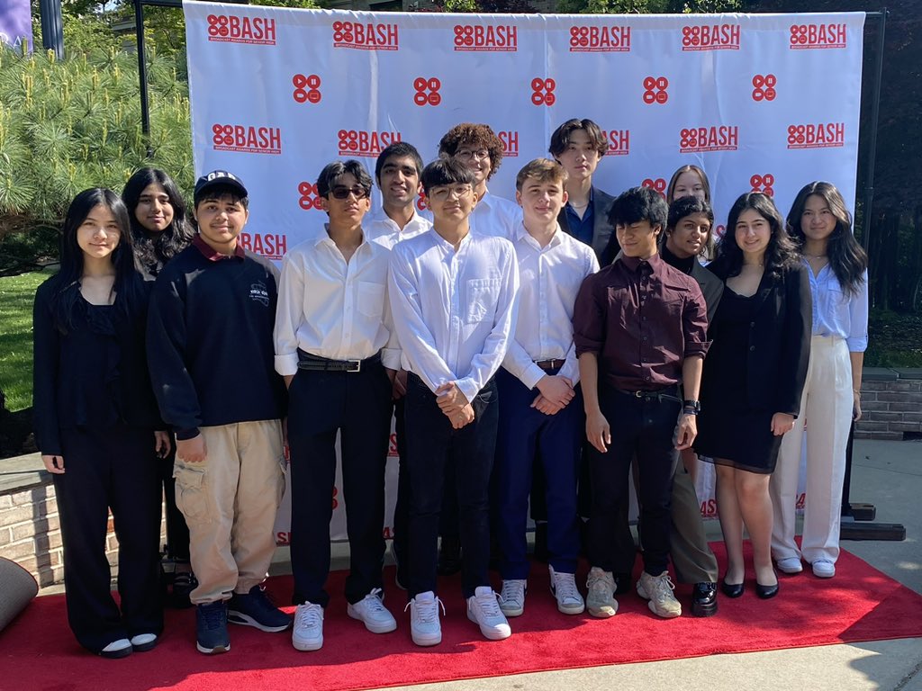 EWSDTech's tweet photo. The @WheatleySchool WSTV and Video Club attended the 2023 @BASHawards at @HofstraU! Thanks to @ManhassetUFSD and @BM_Broadcasting for a great day of learning and networking 🎥🎞️ #ewlearns https://t.co/HudAGSnf56