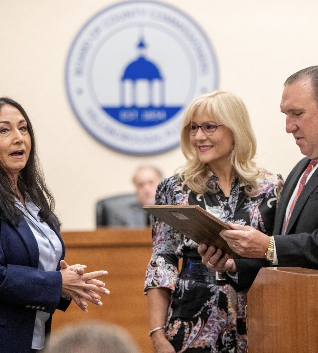 JDShuttlesworth's tweet photo. I’m so proud of @rhowardbrowne & @ahowardbrowne . Today they received an award from their city for taking a stand during the lockdowns! Thank you for your example.

No award was given to the pastors who supported his arrest as there is no award for being a ***** *** *****
Blessings!