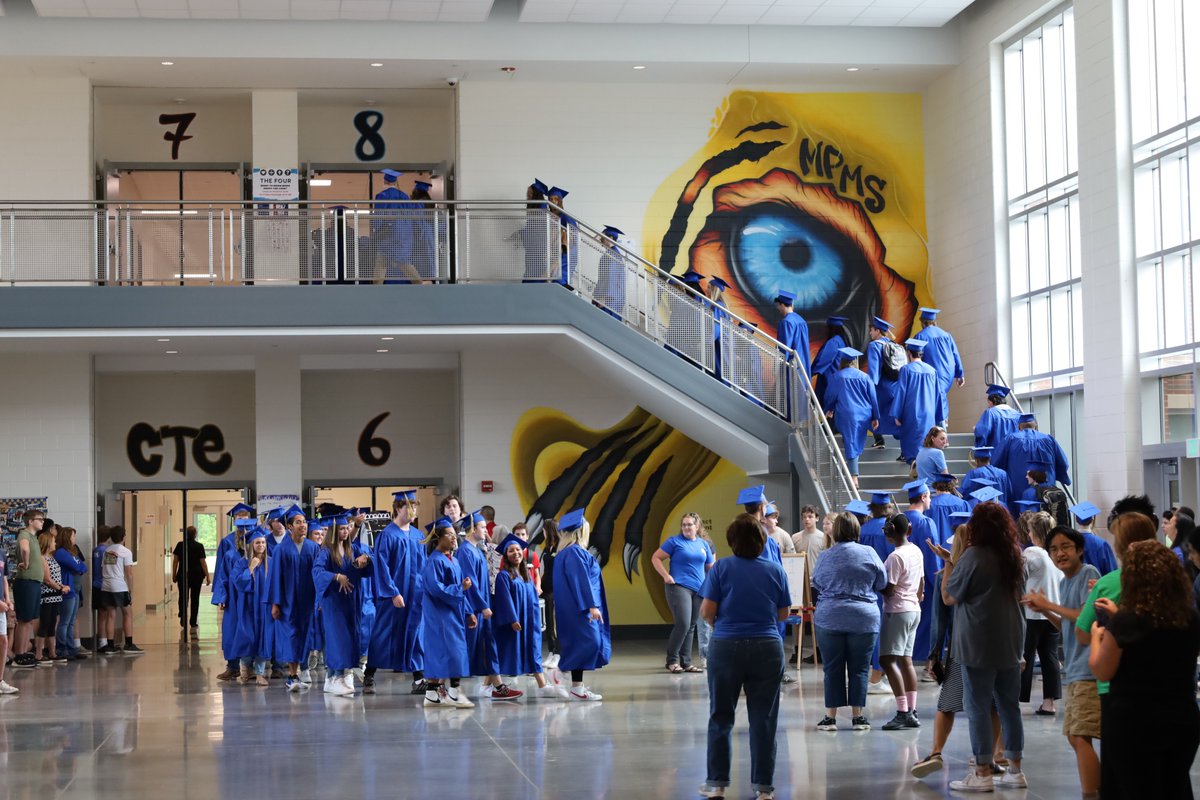 MPHS_Tigers's tweet photo. 2023 Senior Walk at Mt. Pleasant Middle https://t.co/xfAG7YMqxH