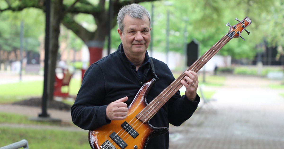 PARMARecordings's tweet photo. We recently caught up with Israel Neuman, #composer of VOLUTION on #BigRoundRecords. Dive into this #InsideStory to learn about wide range of musical influences including the late Dizzy Gillespie, the modern @robertglasper, and more:
https://t.co/7pZCUarcb1 https://t.co/VLC2AAlsQs