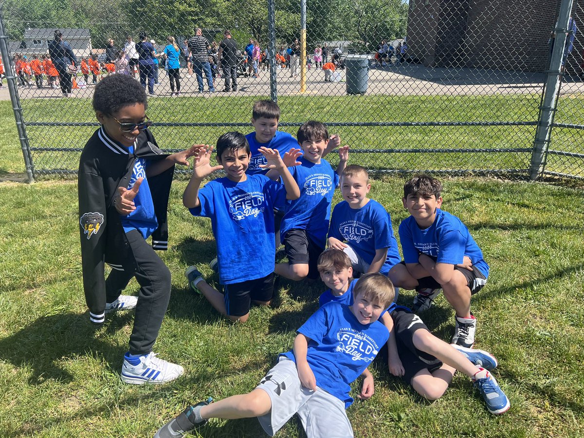 mrs_schroeck's tweet photo. We had the best day, thank you Mr. Royle! https://t.co/r2IZh3IMI2