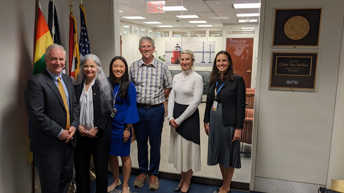 Great conversation with Alexandra Wilcox and Sung Chung of @ChrisVanHollen's office to discuss FY2024 funding requests and fundamental scientific research! Thank you for stopping by, Sen. Van Hollen! asbmb.org/asbmb-today/po… #ASBMBAdvocates #ASBMBHillDay23